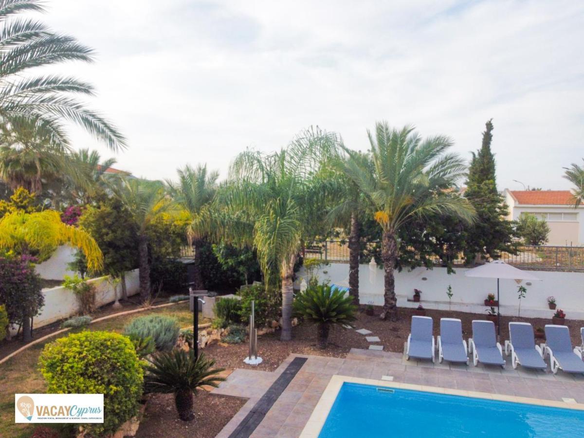 Villa Artemis Larnaca Exterior photo